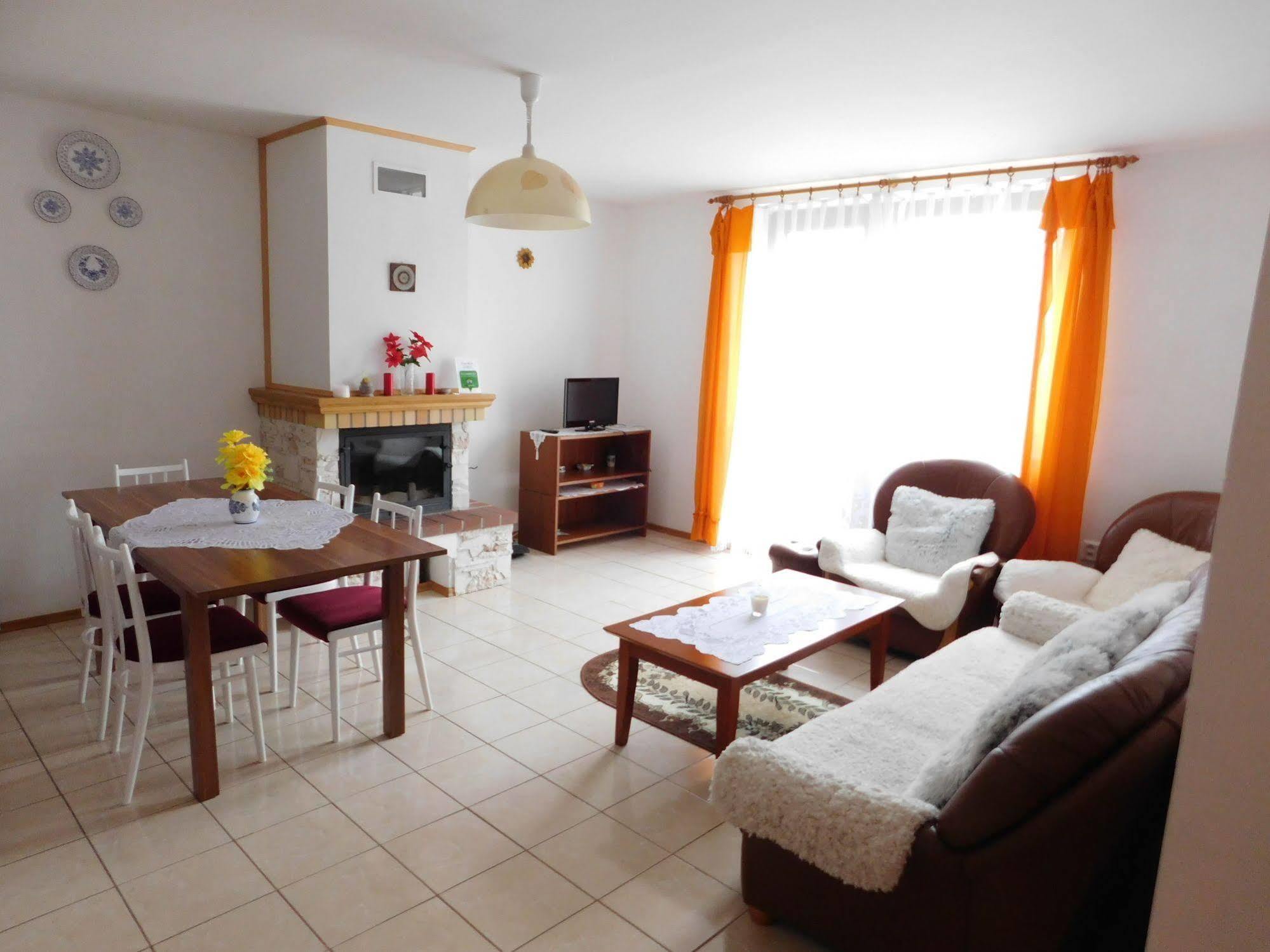 Závažná Poruba Apartmany Tania מראה חיצוני תמונה