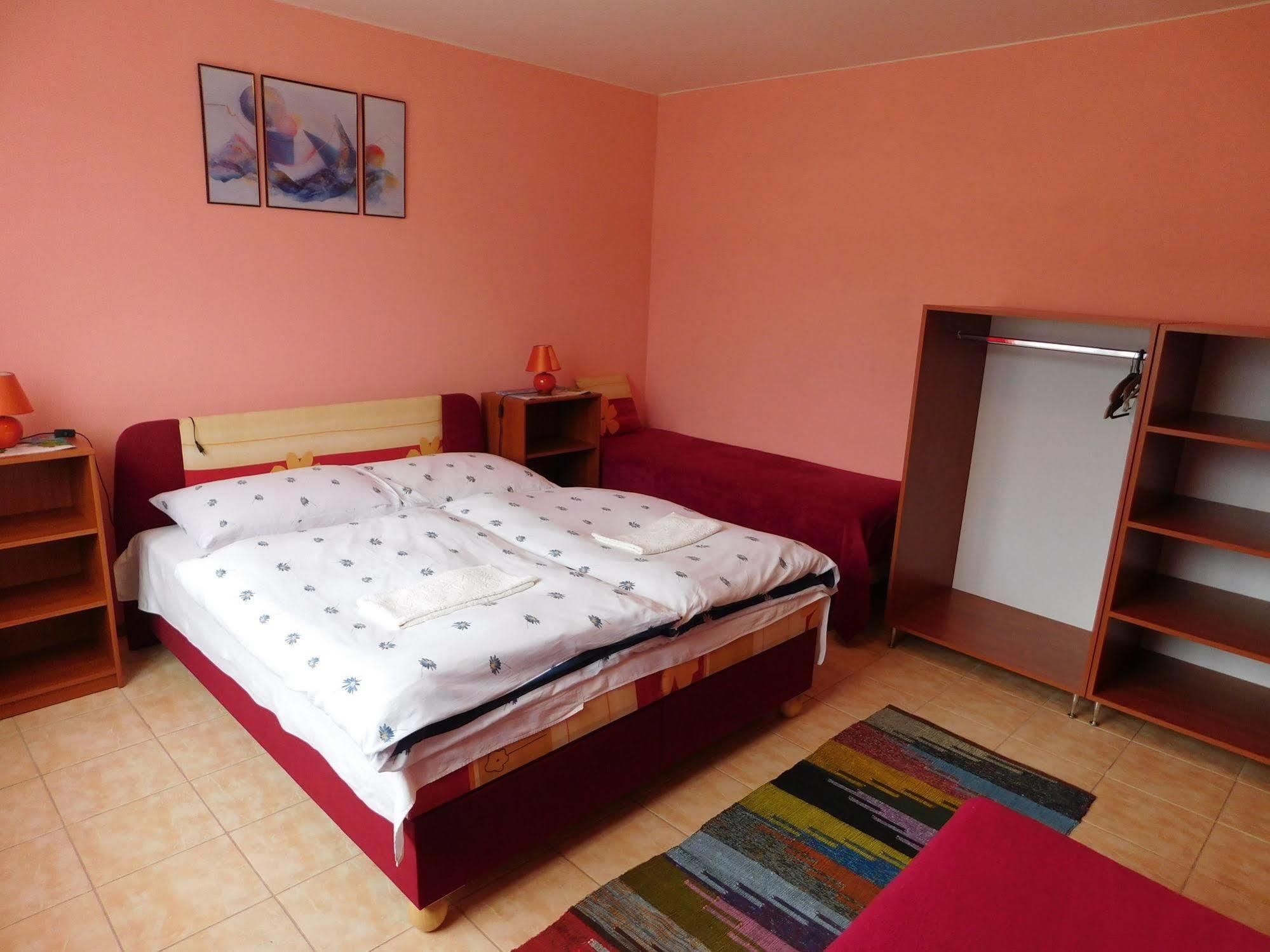 Závažná Poruba Apartmany Tania מראה חיצוני תמונה