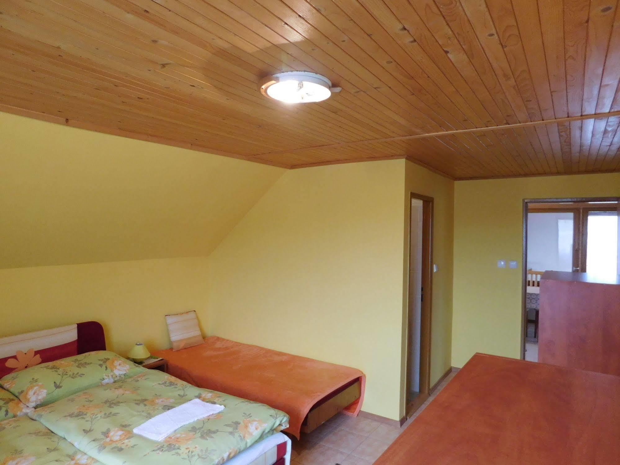 Závažná Poruba Apartmany Tania מראה חיצוני תמונה