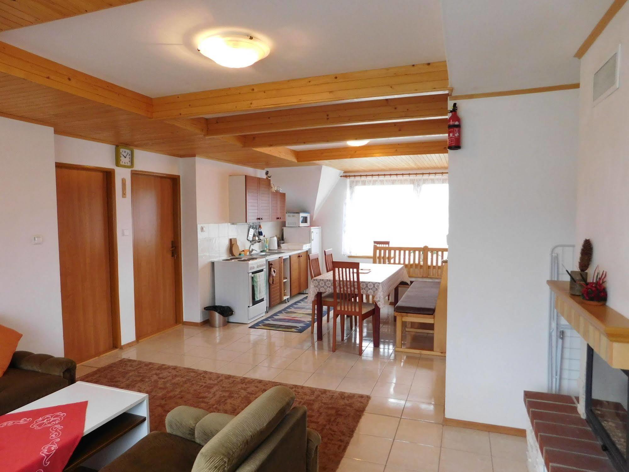 Závažná Poruba Apartmany Tania מראה חיצוני תמונה